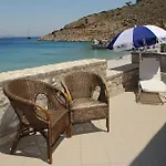 Zeus Villa *